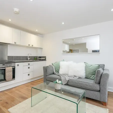 Duplex With Fantastic Canal Views - Pass The Keys בית נופש *
