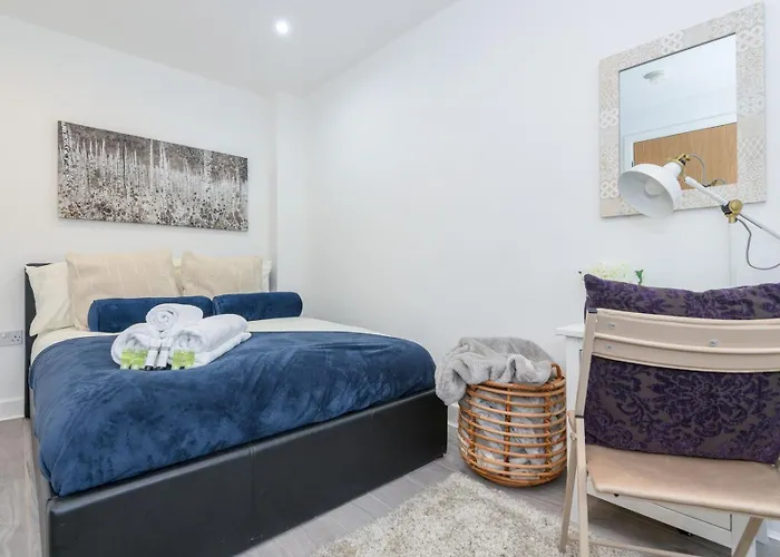 Duplex With Fantastic Canal Views - Pass The Keys Holiday home