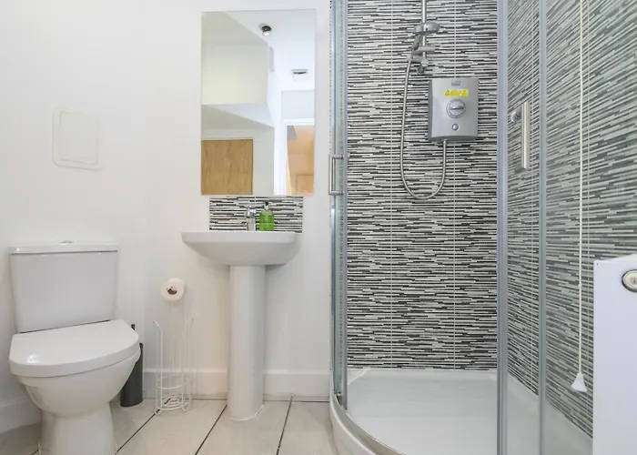 Duplex With Fantastic Canal Views - Pass The Keys * Leeds (West Yorkshire)