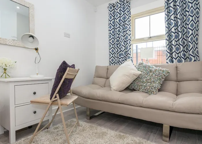 Duplex With Fantastic Canal Views - Pass The Keys