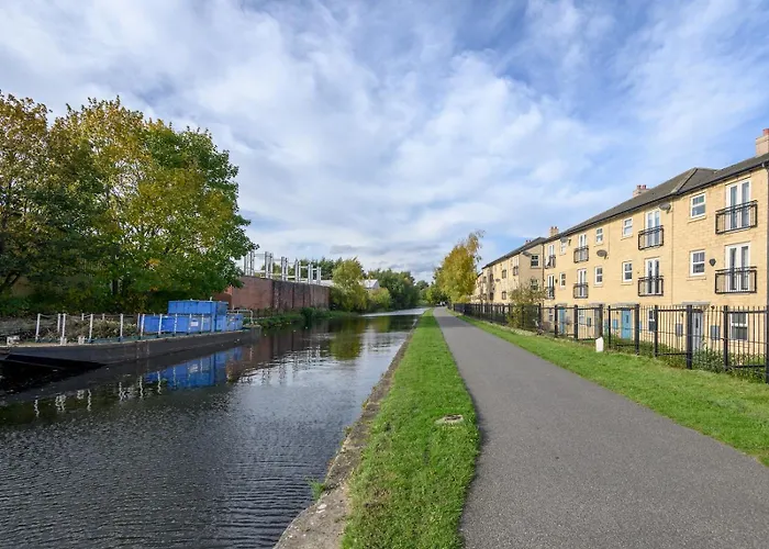 Будинок відпочинку Duplex With Fantastic Canal Views - Pass The Keys