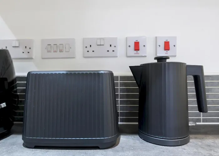 Duplex With Fantastic Canal Views - Pass The Keys Будинок відпочинку *